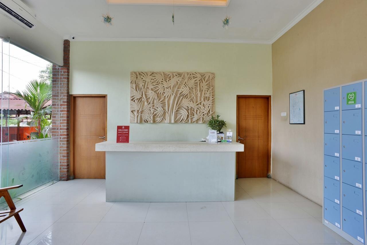 Zen Rooms Pakualaman Yogyakarta Exterior foto